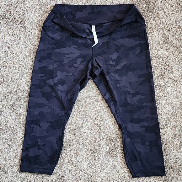 Lululemon Wunder Under Crop 23" HR Heritage 365 Camo Deep Coal Multi Sz 20 EUC - Picture 4 of 6